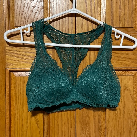 Victoria’s Secret Razorback Bralette with permanent padding - Picture 1 of 4
